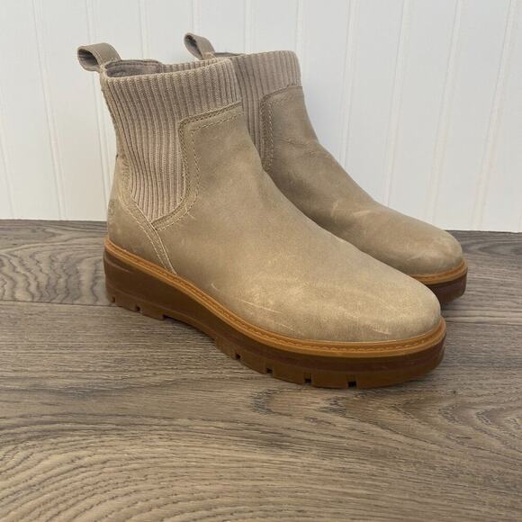 Timberland Boots Women's 8 Taupe Cervinia Valley Chelsea Ankle Leather - Picture 1 of 7